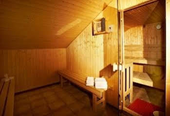 Hostel Walser Saas-Fee Buitenkant foto